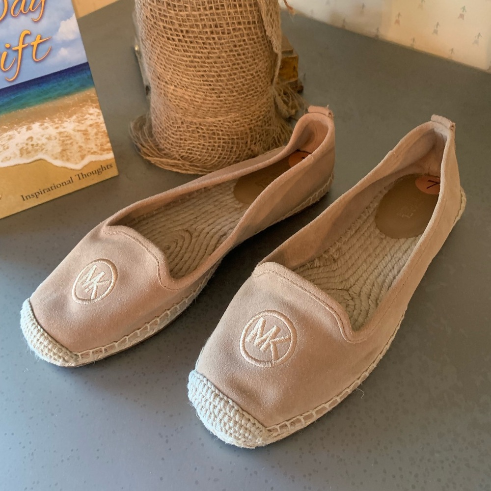 Michael KORS, NEW NEVER WORN,,Keli espadrilles, Leather upper, size 7 Medium. - Picture 6 of 10